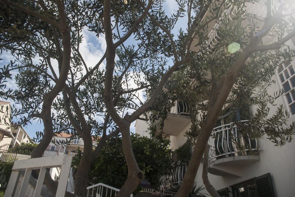 Apartments Vongula Trogir Eksteriør billede
