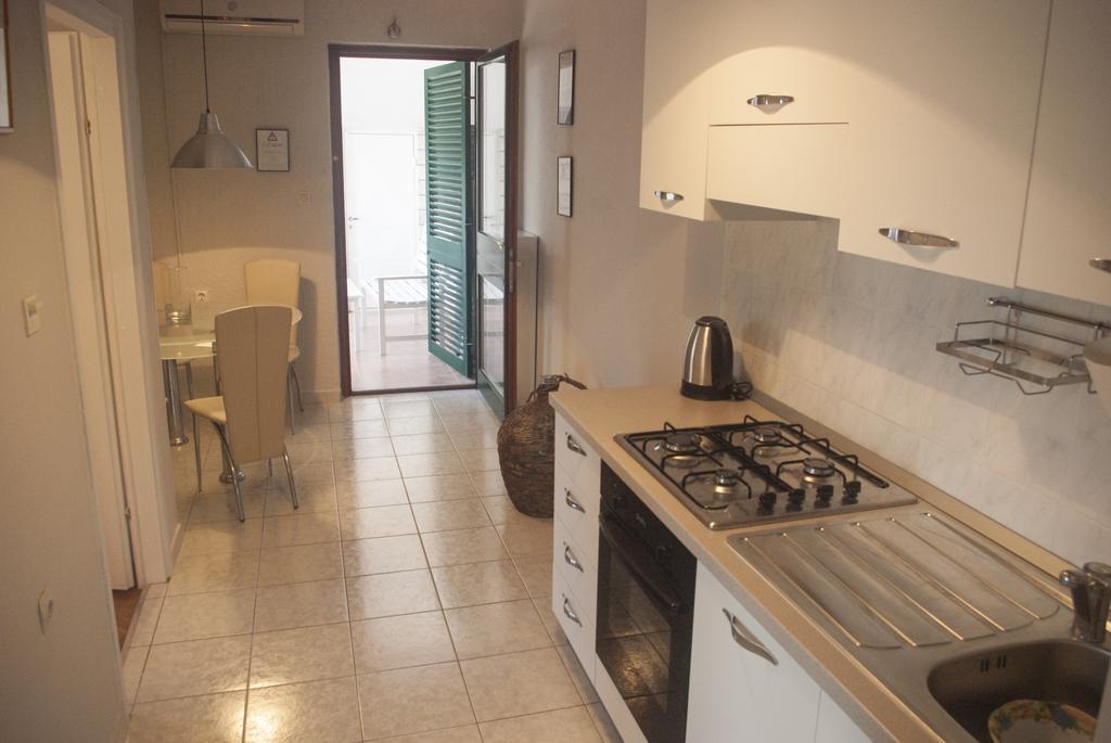 Apartments Vongula Trogir Eksteriør billede
