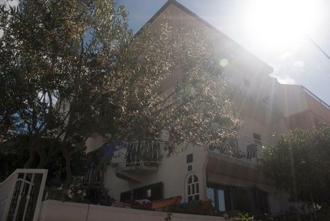 Apartments Vongula Trogir Eksteriør billede